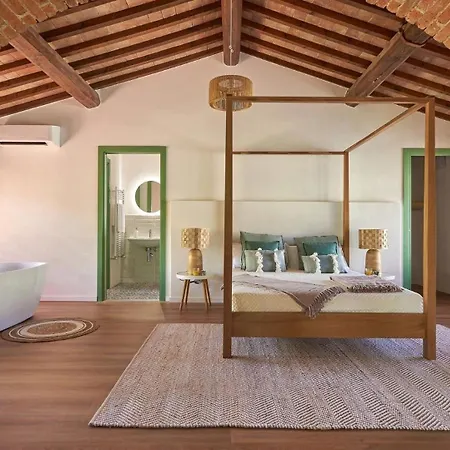 Tenuta Pian Del Gallo * グレーヴェ・イン・キアンティ